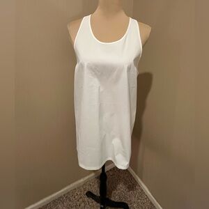NWT Athleta Sojourn Pleated Pure White Racerback Relaxed Fit Tank, size Large